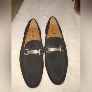 ALDO genuine leather women's black flats with gold chain